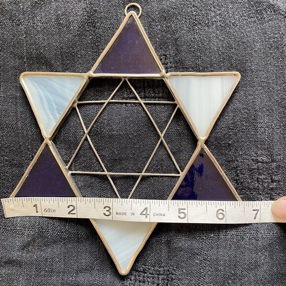 Vintage Star Of David Stained Glass Sun Catcher. 6.5” x 7.5”. - Picture 9 of 11